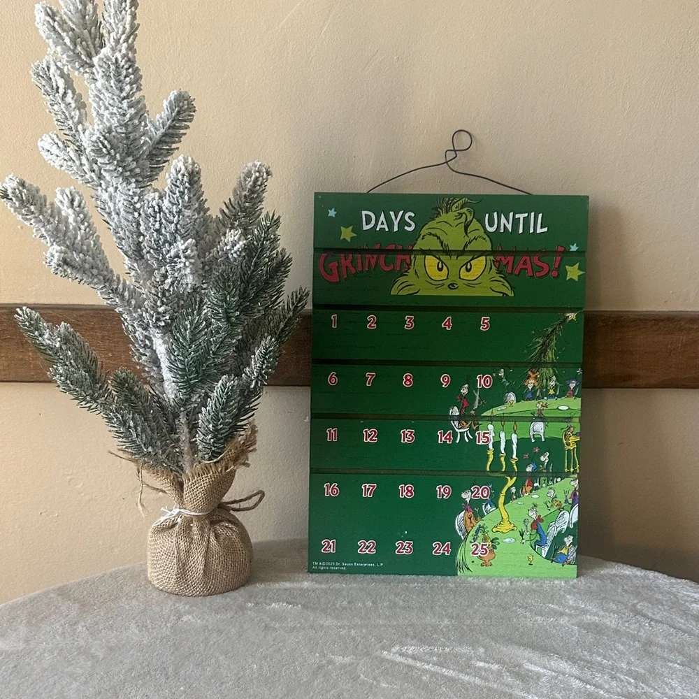 Grinch Christmas Countdown Calendar - Green